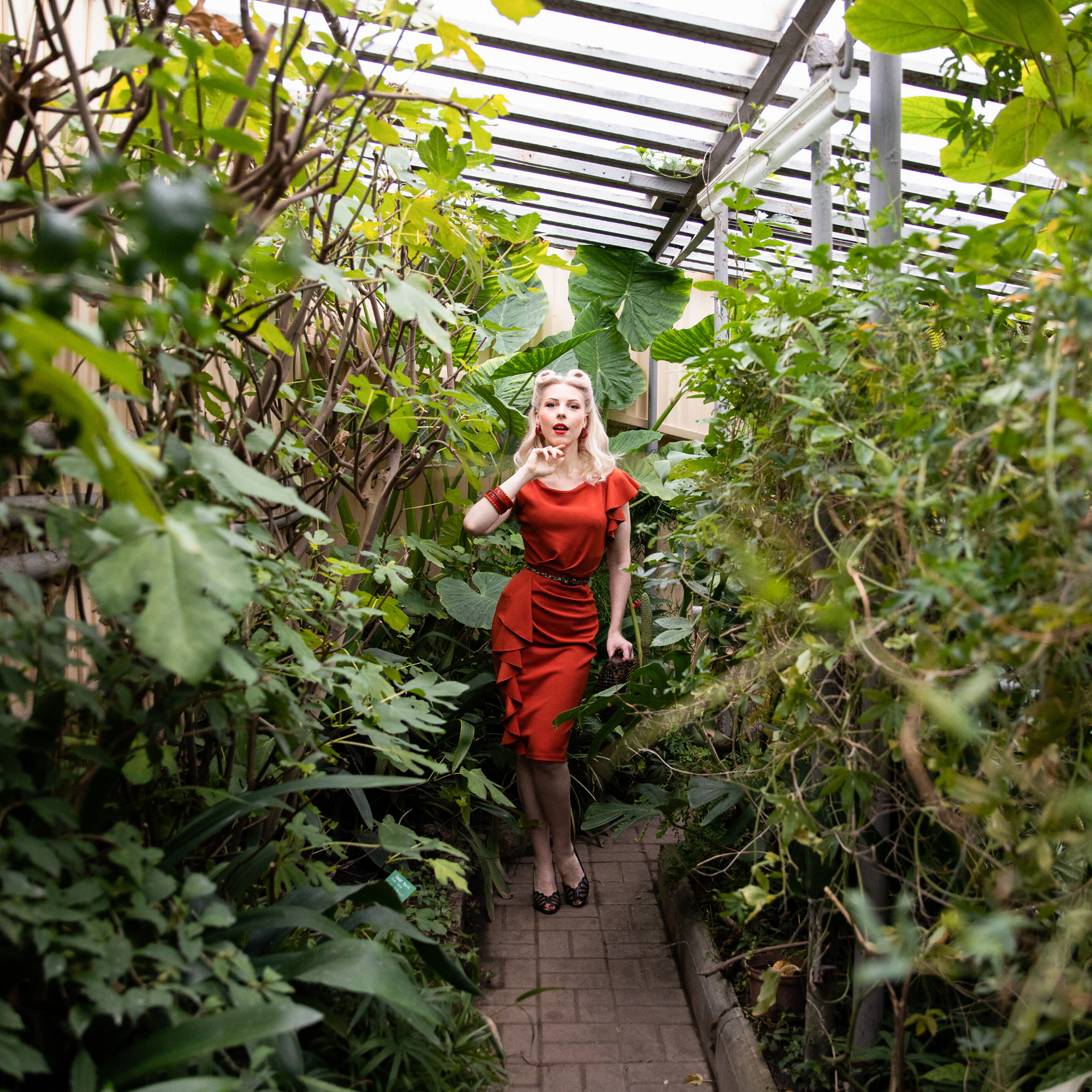 Fiore Vanil - A Retro Lady in a Modern World