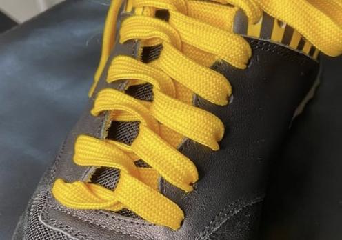 Laces Old