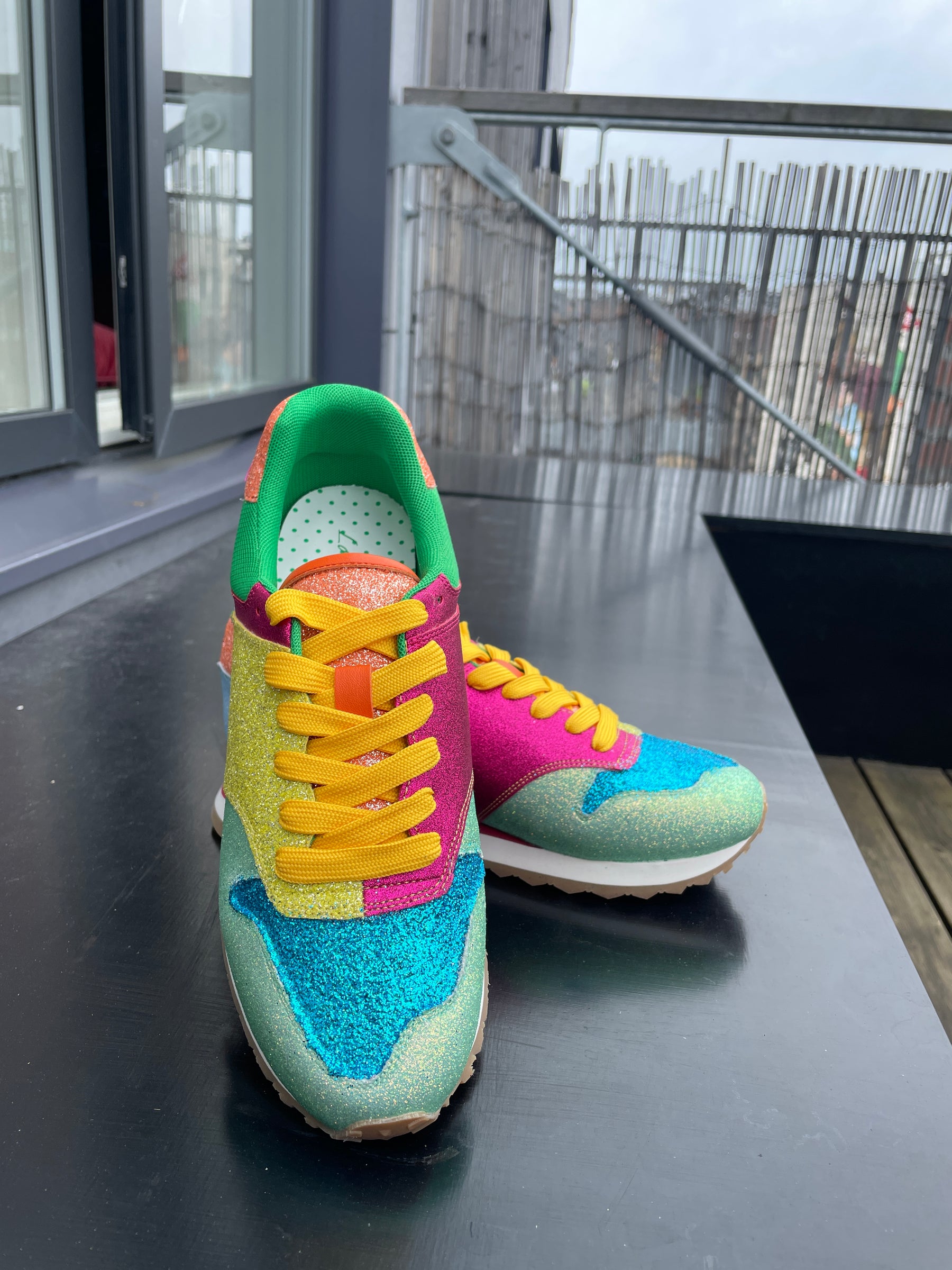 Serena Aqua glitter