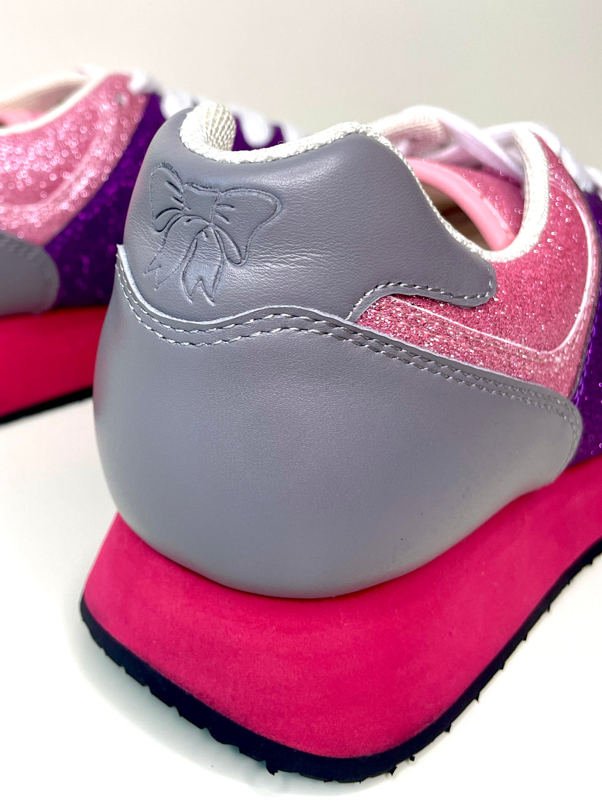 Serena | UNICORN Pink Storm