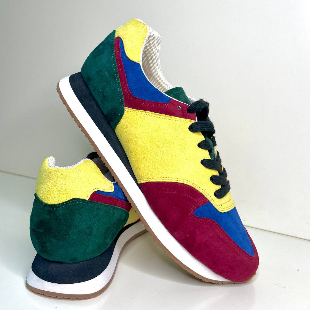 Serena | UNICORN A Colourful Dream of Suede