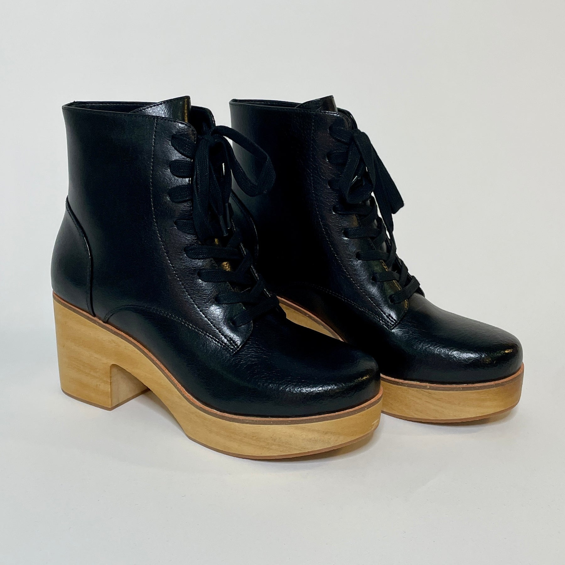 Sanita Wood-Colo Plateau Boot Black