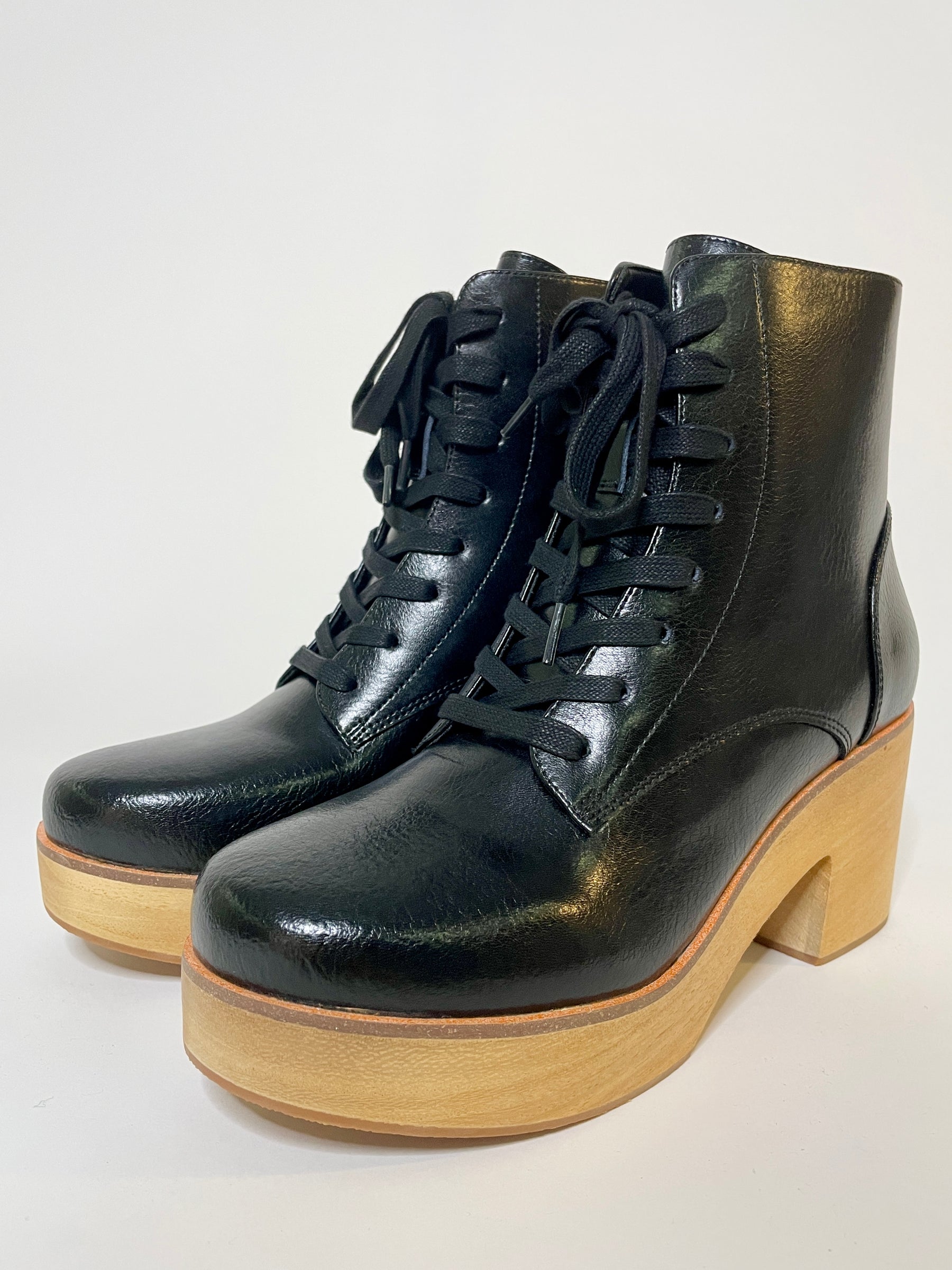 Sanita Wood-Colo Plateau Boot Black