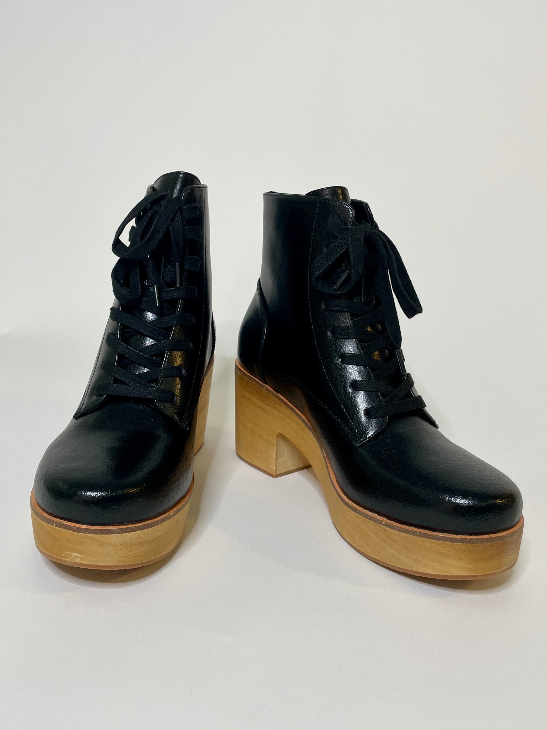 Sanita Wood-Colo Plateau Boot Black