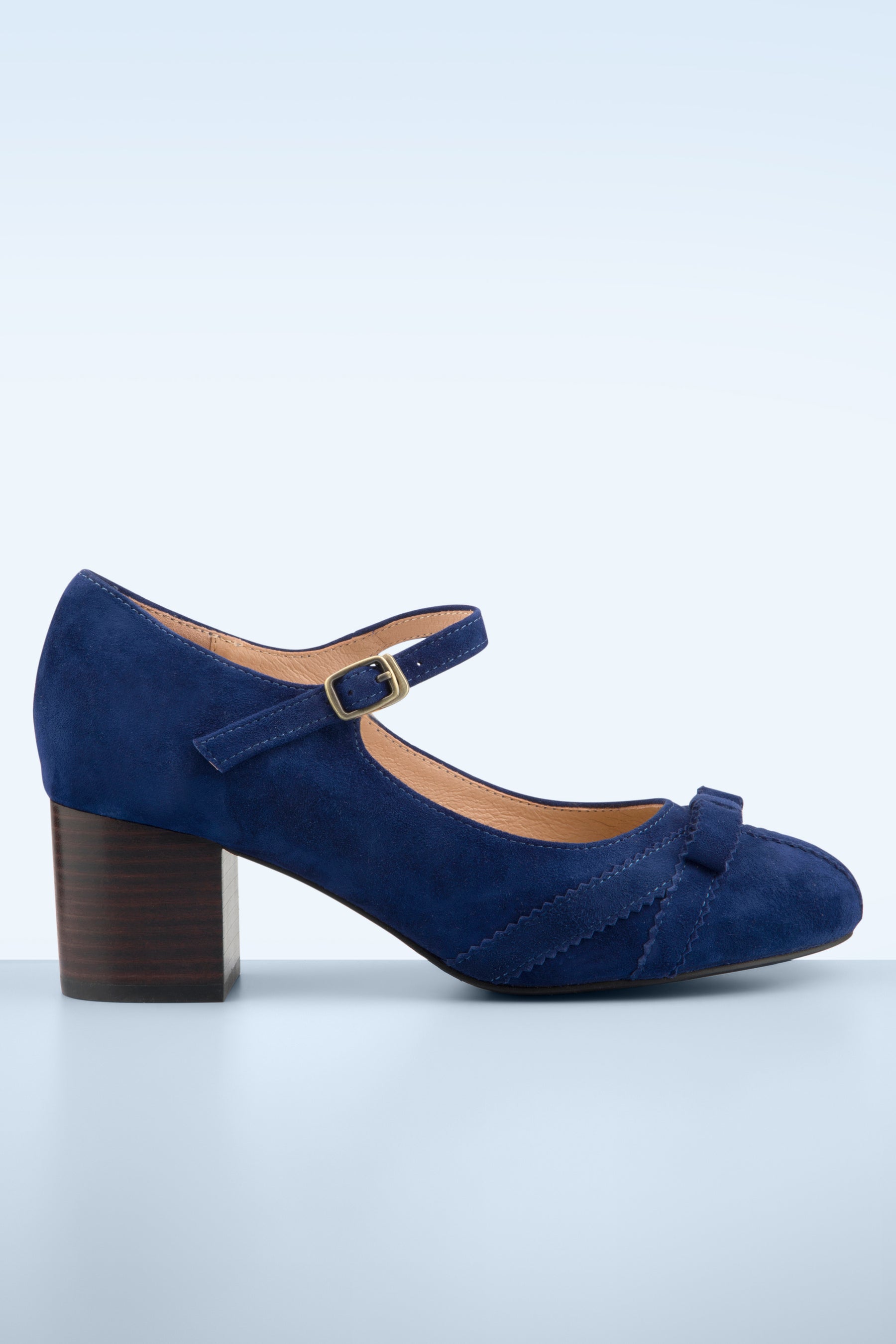 Eve Suede Whispers