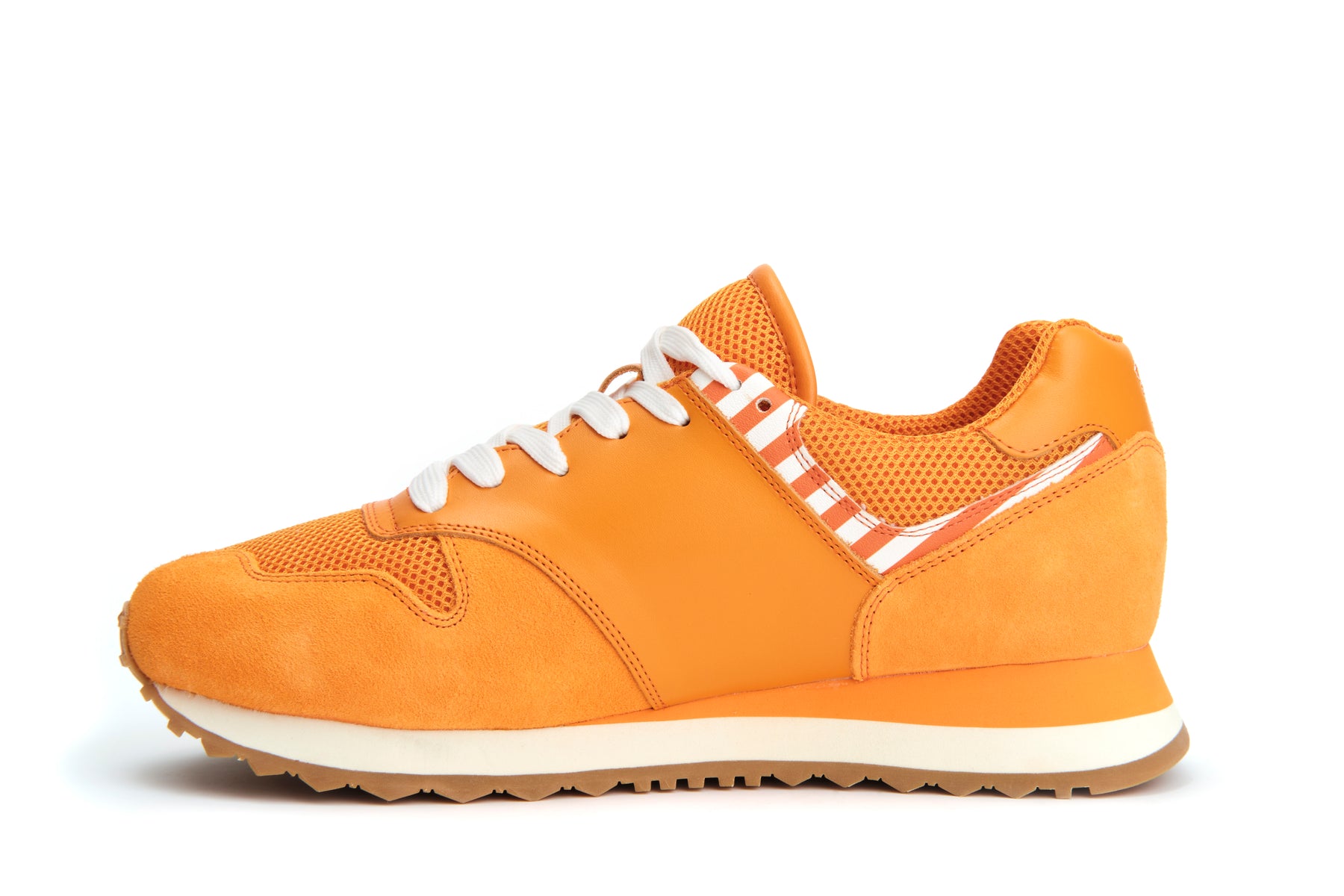 Serena Juicy Sneakers profile