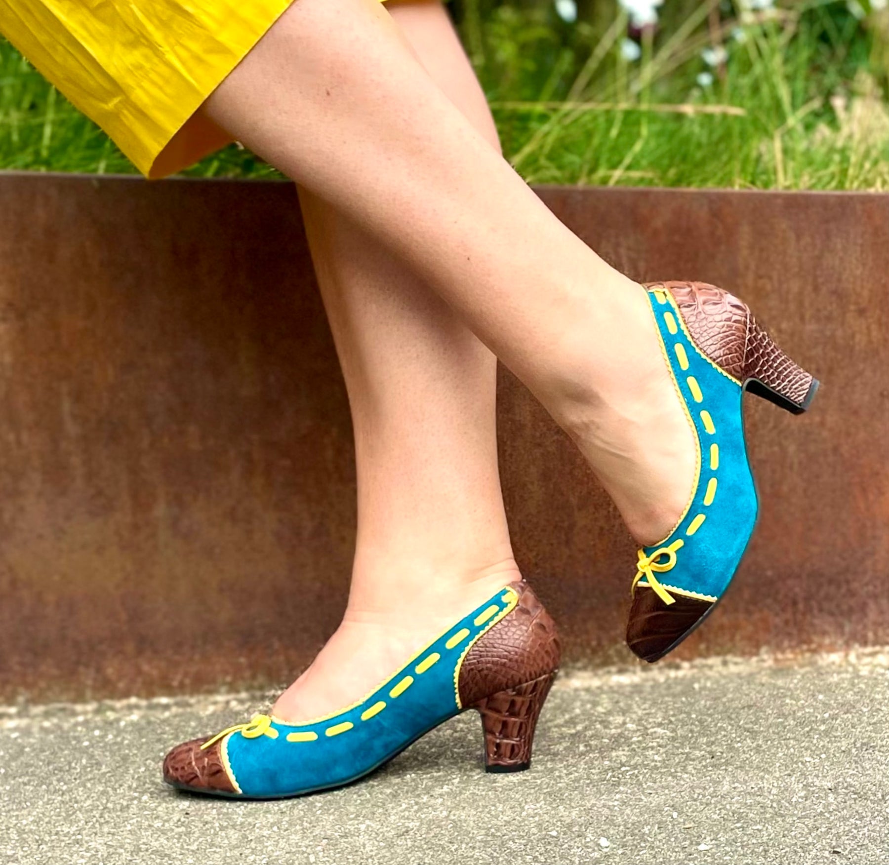 Ava Romansky heel in action
