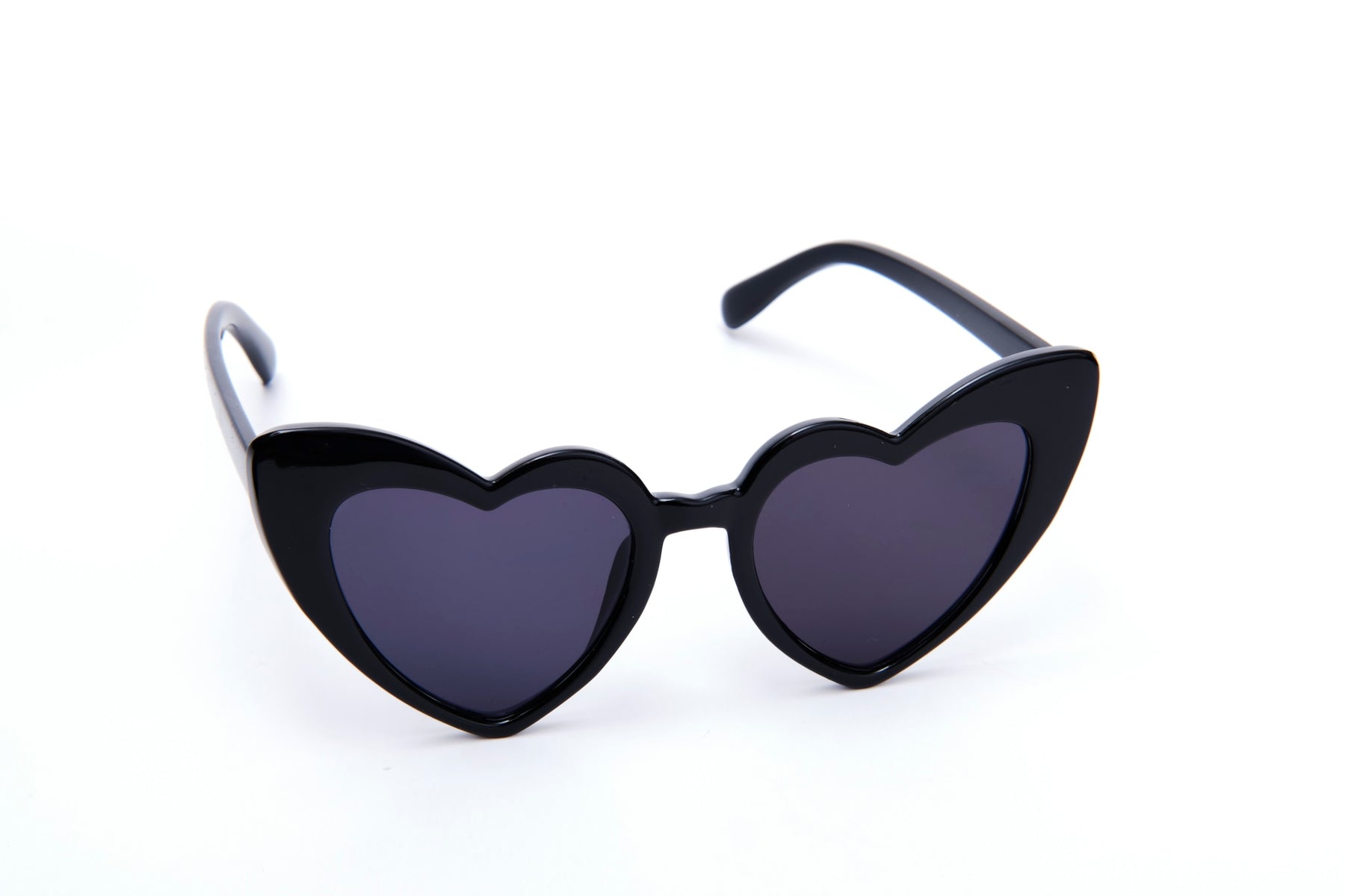 Cat Eye Heart Shades - Black