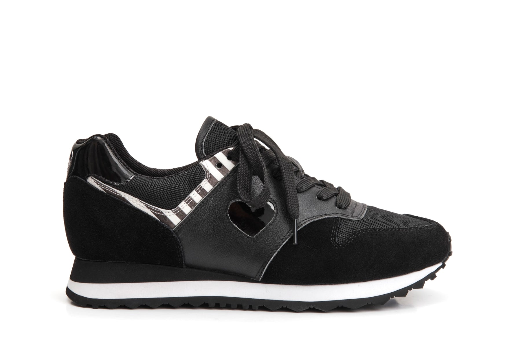 Serena Referee Sneakers outside shot