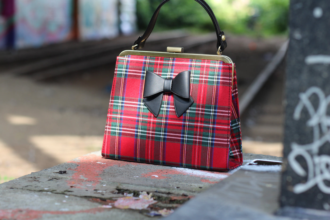 Inez Collection