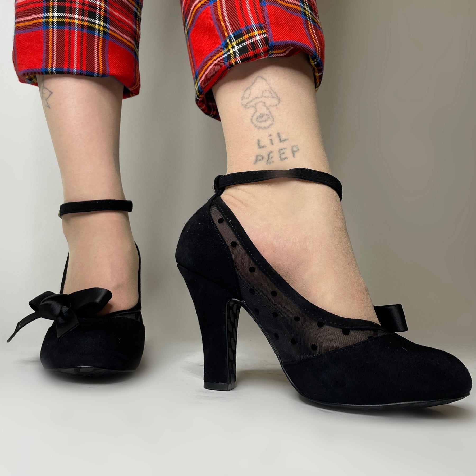 June Divine Decadence - Black / Mesh