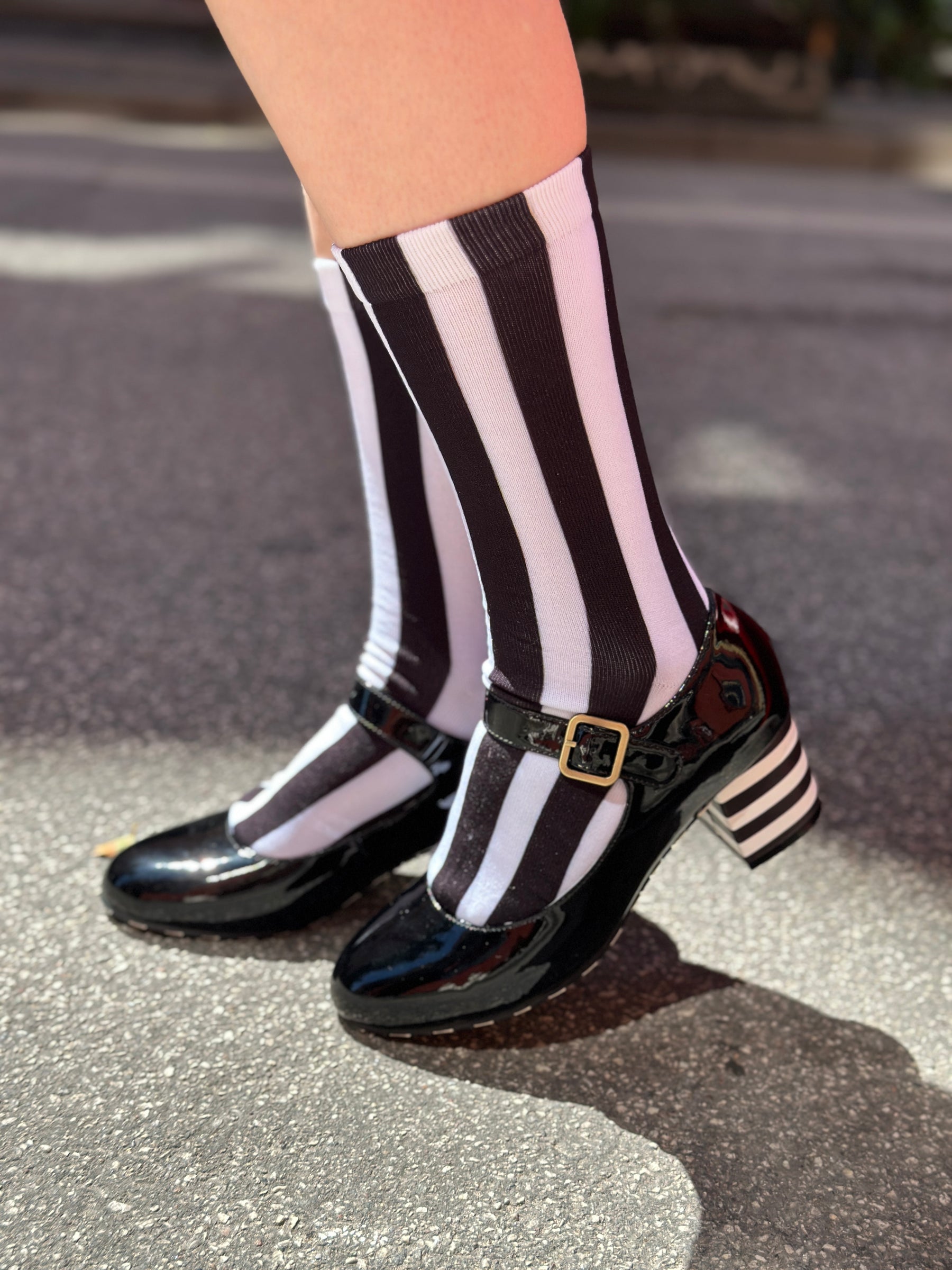 Black & White Stripes - Mid Leg Socks