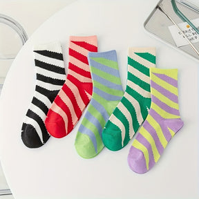Black & White Stripey - Mid Leg Socks