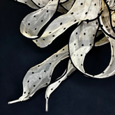 Dotted Mesh Laces