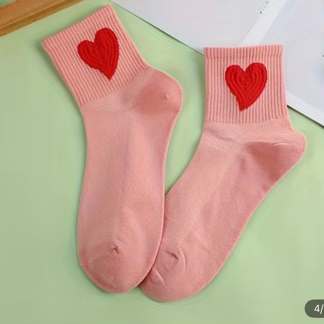 Hearts Pink - Mid Leg Socks