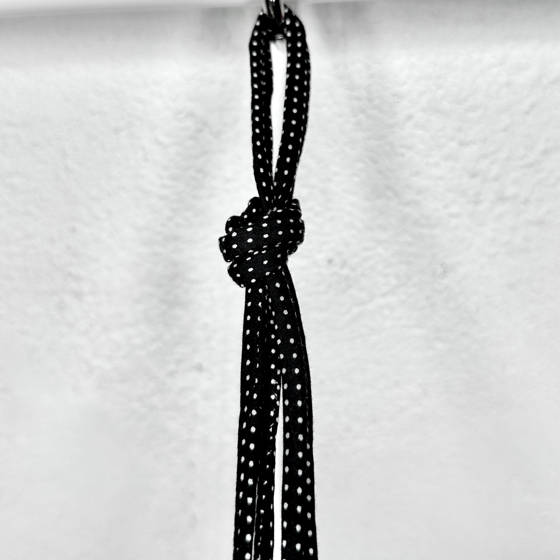 Black White Dotted Laces