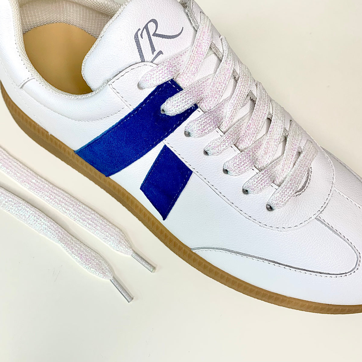 Pearly White Laces