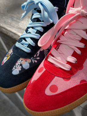 Parker sneaker - Blush - Baby pink suede and red embrodery dots.