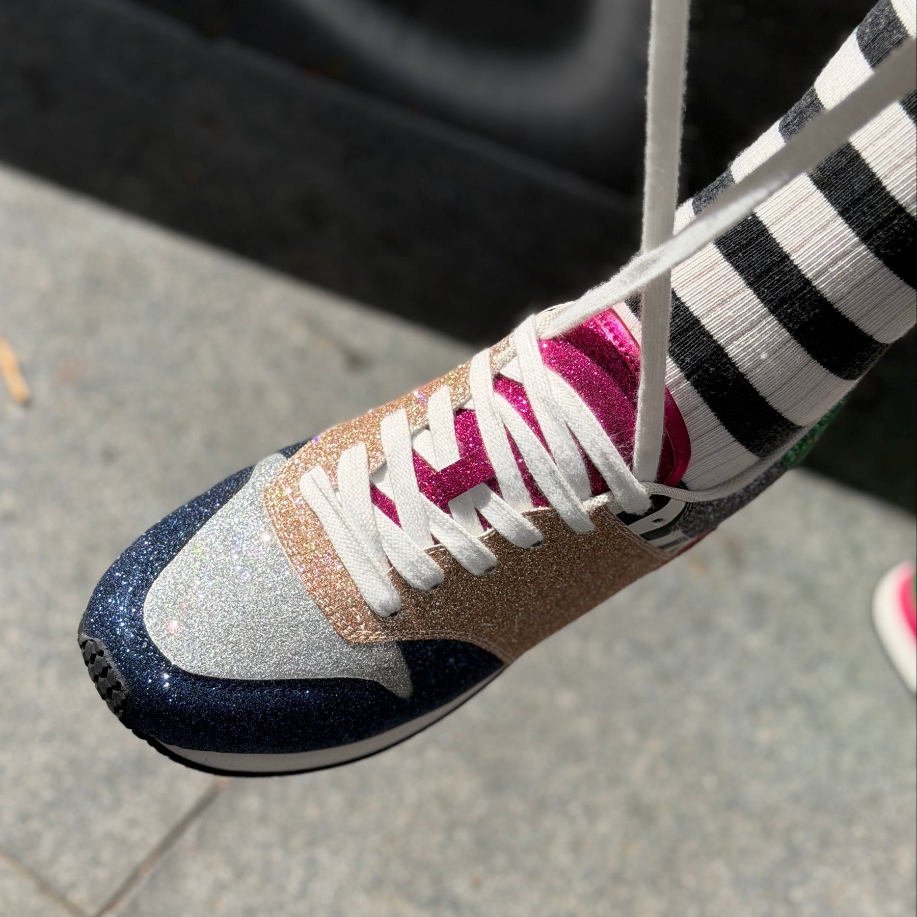 Serena Sneaker - Twinkle - Mixed glitter colors