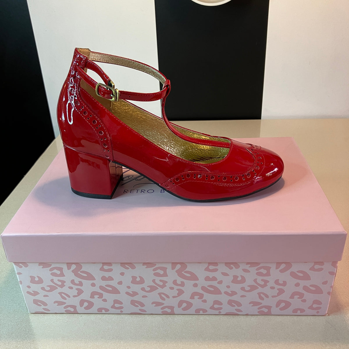 60s Eve Mad For Mod Block Heel  - Limited Archive style
