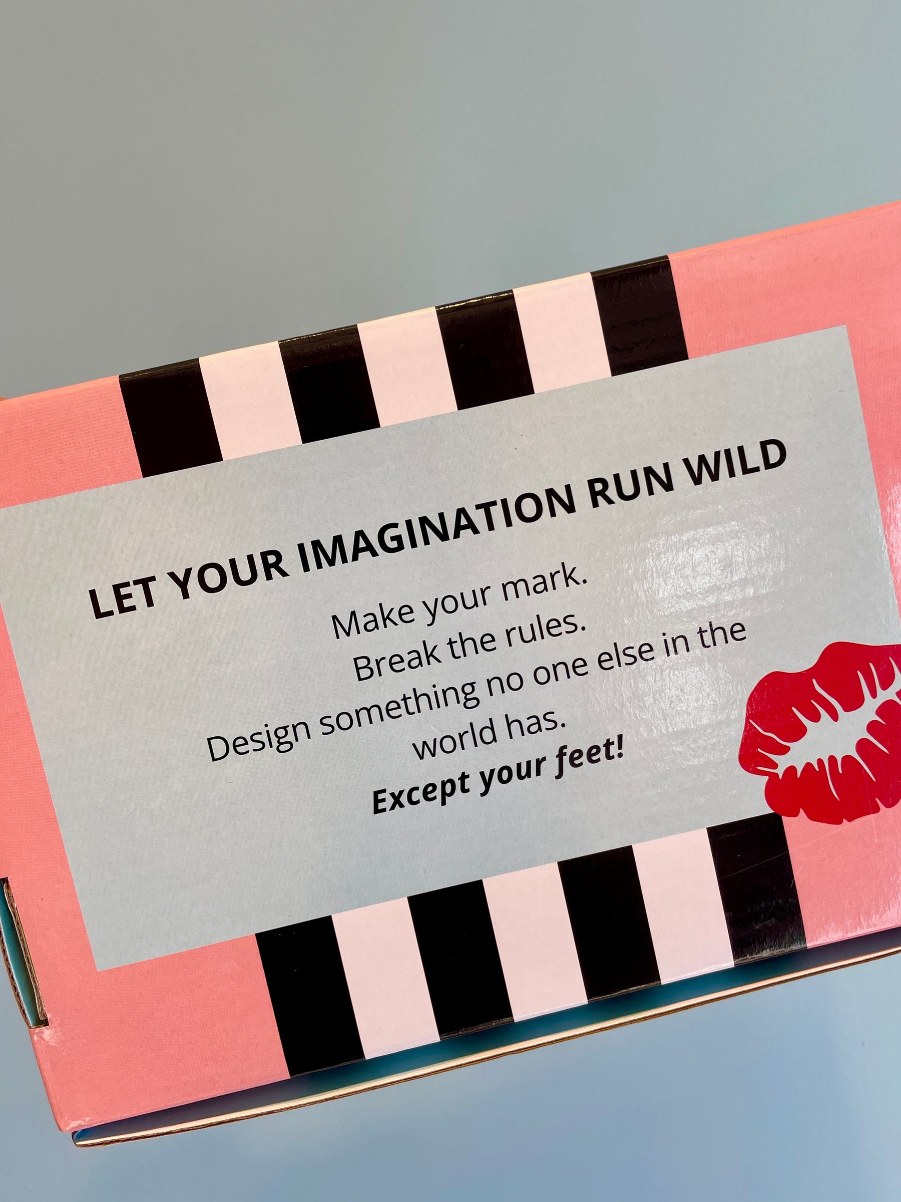 Sample Box - Mix & Match - Design your sneakers - Anywhere, Anytime..