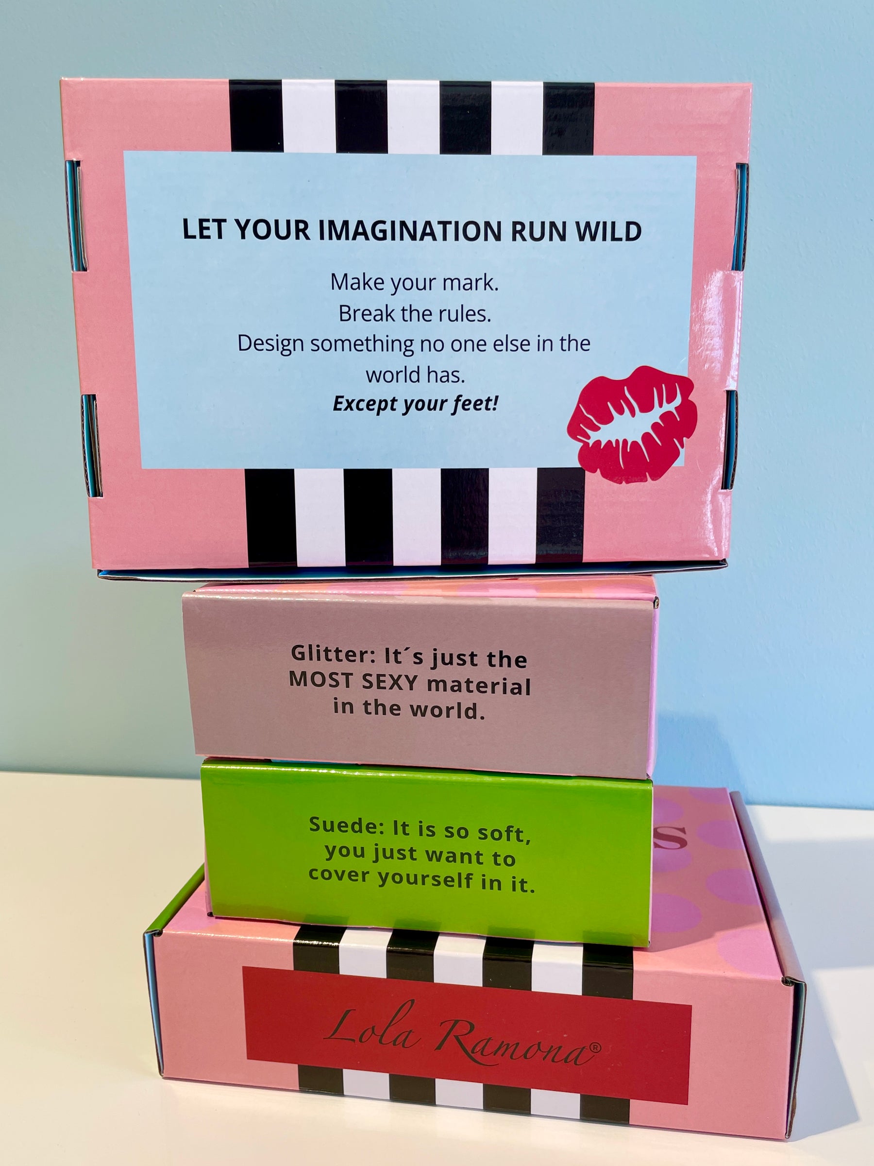 Sample Box - Mix & Match - Design your sneakers - Anywhere, Anytime..