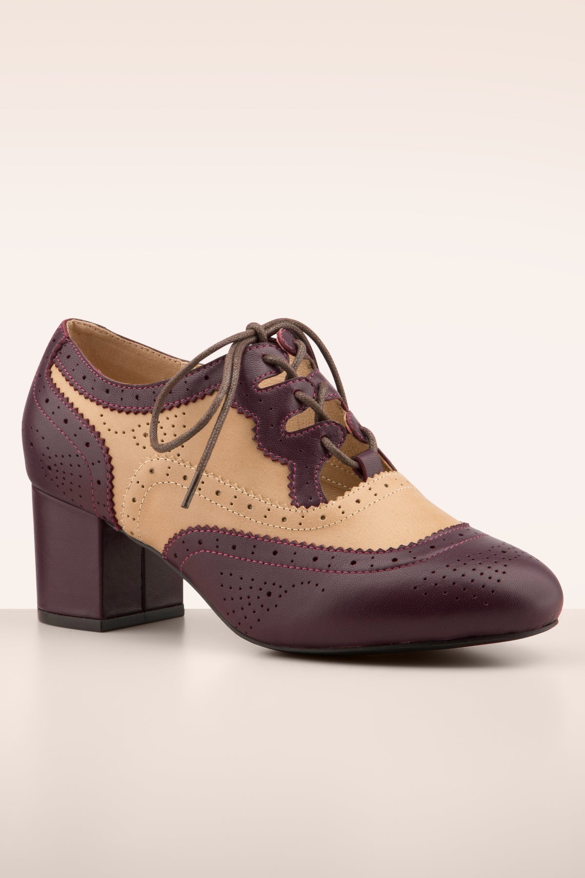 Eve Tailored elegance