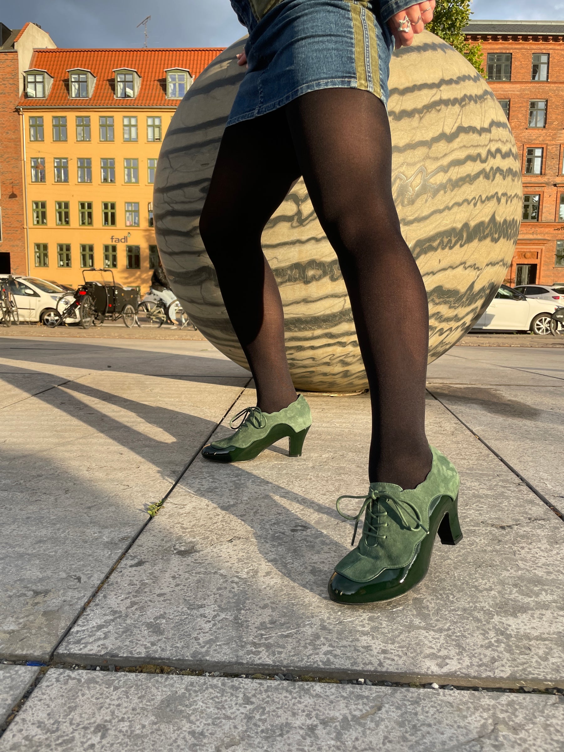 Ava modern muse