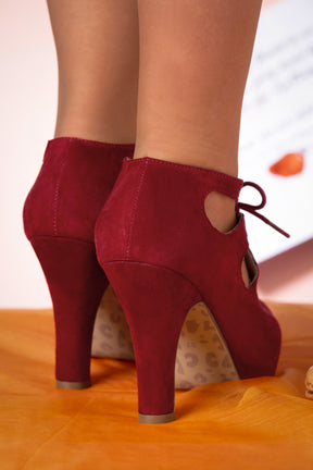 Angie Adora soft suede Jester Red