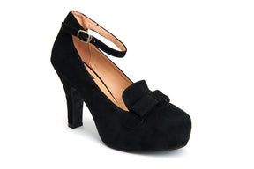 Angie Aveline Black