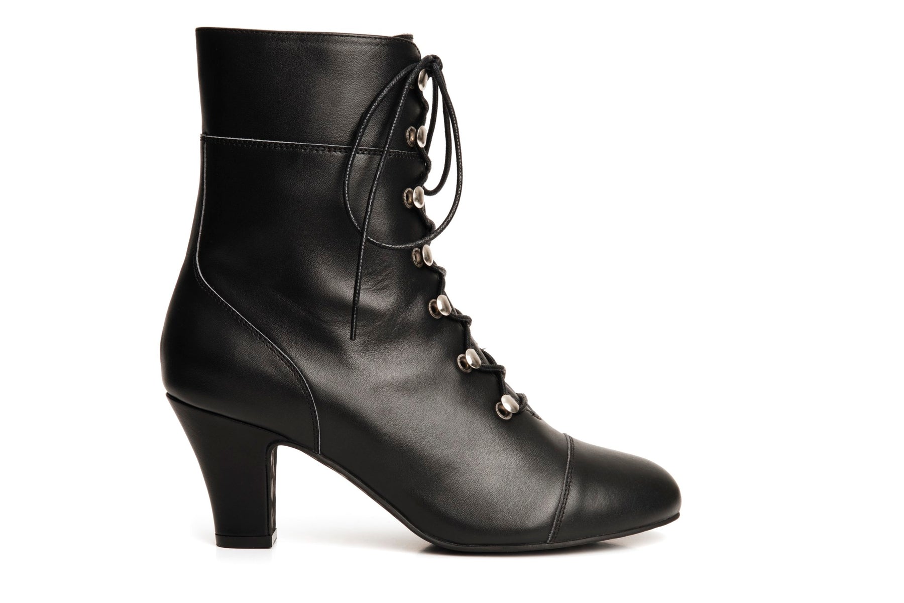 Ava Axelle Black Boots