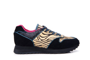 Serena Tiger Sneakers profile